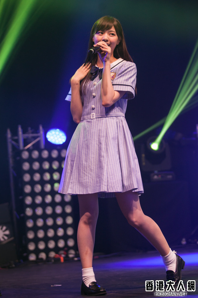 Nogizaka46_at_Japan_Expo_2014_(5).jpg