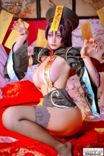 【巨乳/爆乳】Coser❤Zombie 性感爆乳殭屍妹