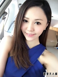 ava 泳裝