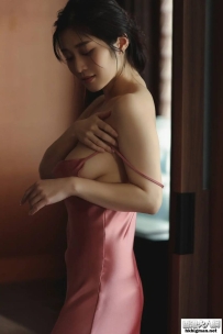 王丹妮性感巨乳