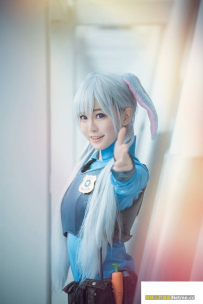 饅頭 ~~~ 可能是香港最索cosplay女  ___________________