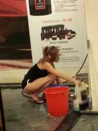 香港性感洗車妹