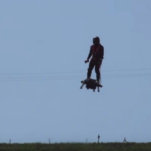 Flyboard Air - 讓你像《蜘蛛俠》的綠魔一樣飛來起去