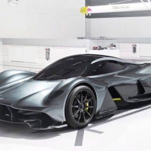 Aston Martin AM-RB 001